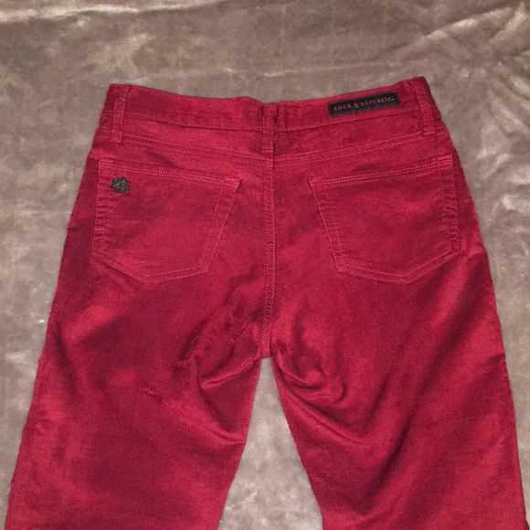 Rock & republic red corduroy skinnies 🍎 👄 - Picture 4 of 5